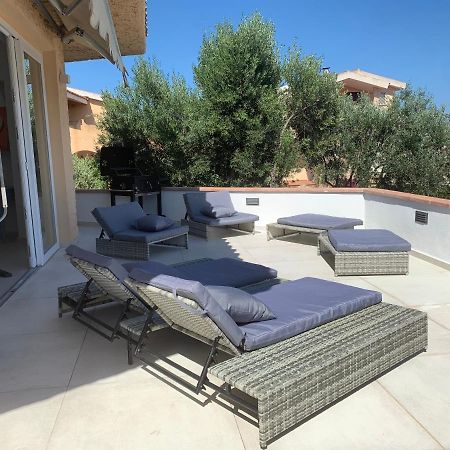 Bona Ciurrata Hotel Golfo Aranci Exterior photo