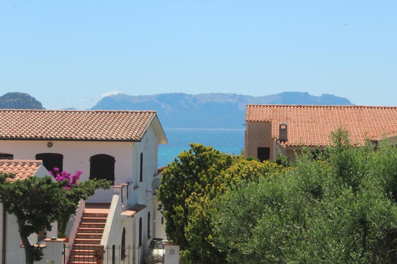Bona Ciurrata Hotel Golfo Aranci Exterior photo