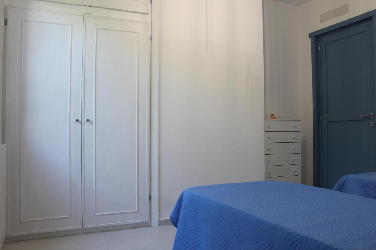 Bona Ciurrata Hotel Golfo Aranci Exterior photo