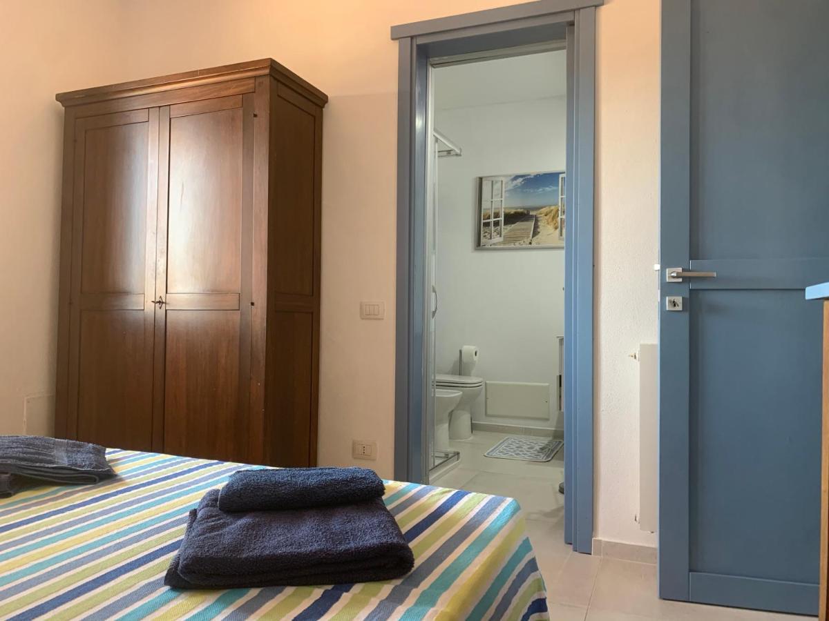 Bona Ciurrata Hotel Golfo Aranci Exterior photo